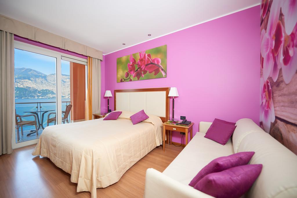 Belfiore Park Hotel 4Stars Superior "Adults Only" Brenzone sul Garda Δωμάτιο φωτογραφία